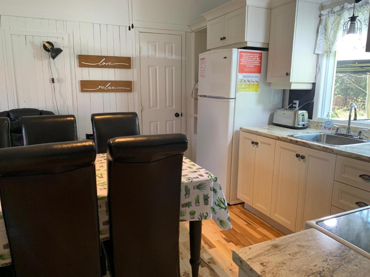 Camping Chalets Spas Pignons Rouges Saint Romain Екстериор снимка