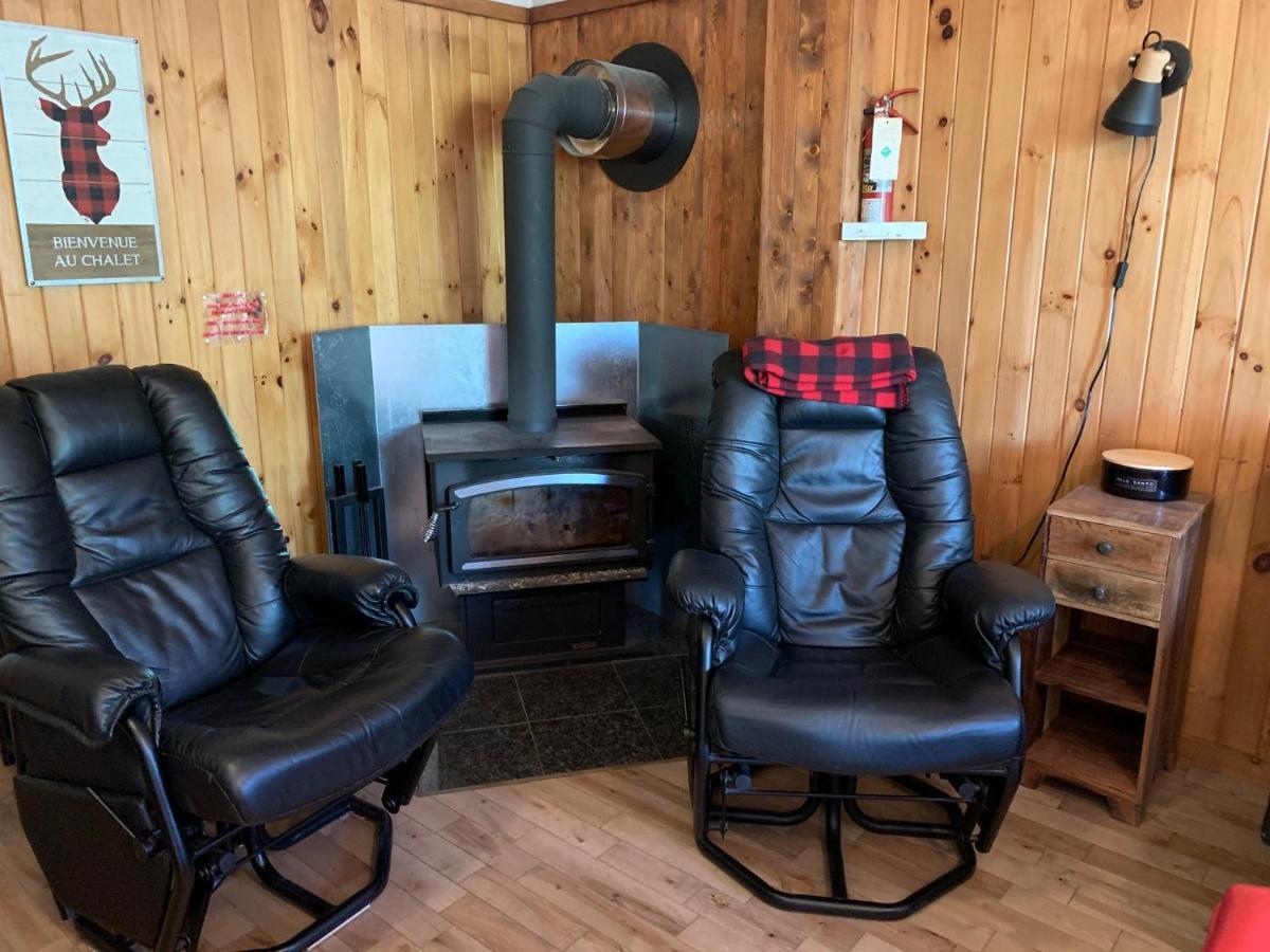 Camping Chalets Spas Pignons Rouges Saint Romain Екстериор снимка